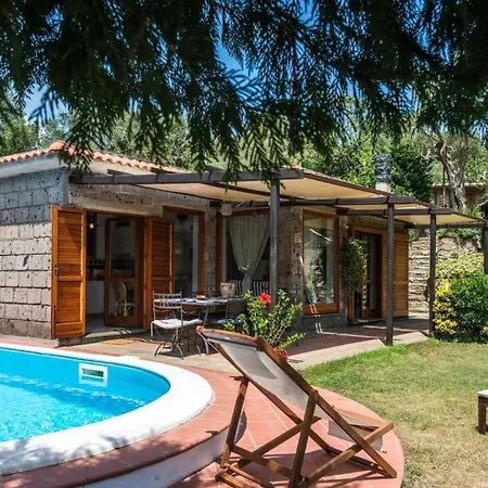 Villa Veria * 马萨鲁布朗斯